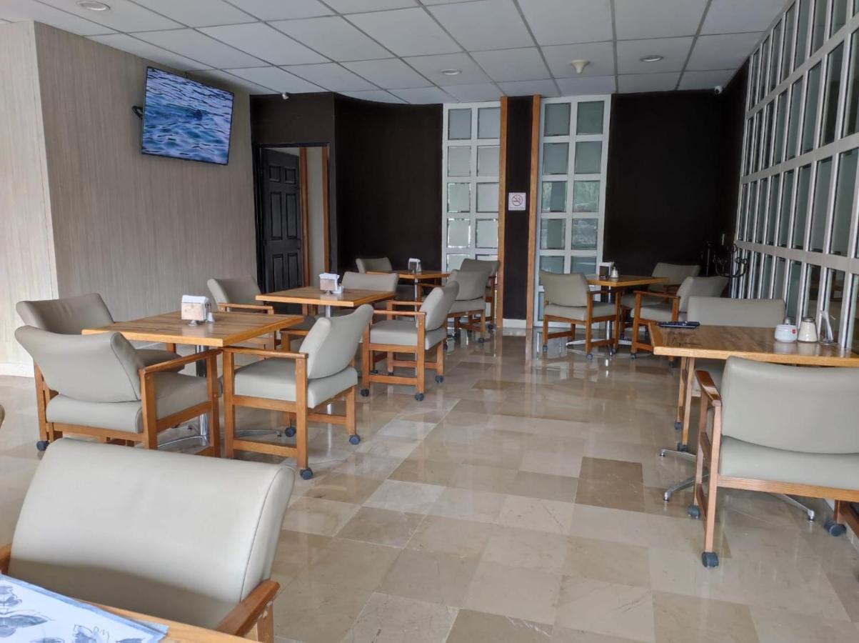 Hotel Oliver Inn - Tlalnepantla Мехіко Екстер'єр фото