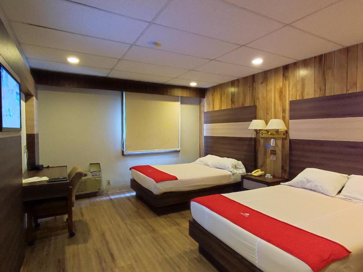 Hotel Oliver Inn - Tlalnepantla Мехіко Екстер'єр фото