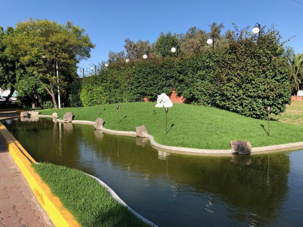 Hotel Oliver Inn - Tlalnepantla Мехіко Екстер'єр фото